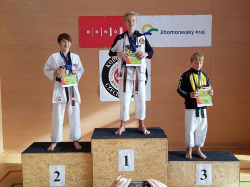 22894211_1524142671007284_7546925201199340340_n