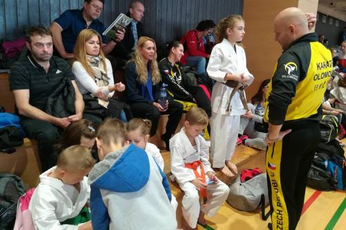 22901245_1869693946376009_1149829066_n