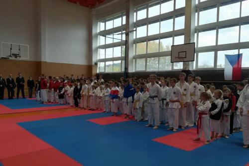 22901390_1869692426376161_1948287997_n