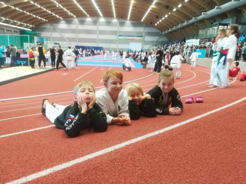 23262091_1877278668950870_1217877195_o