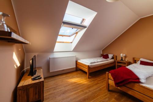 pokoj-twin-ranc-milovice-1