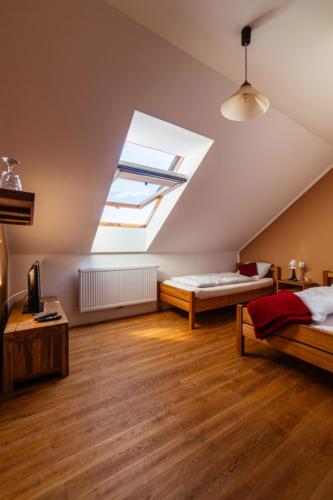 pokoj-twin-ranc-milovice-3